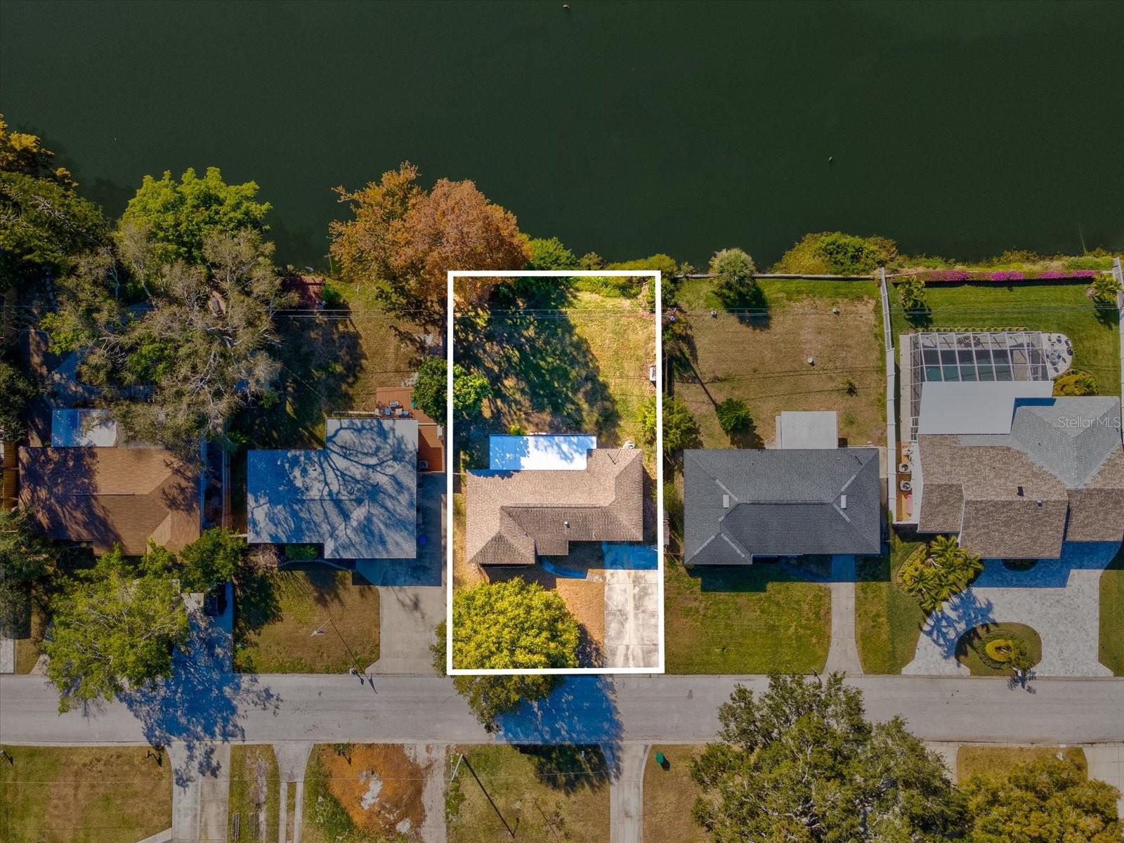 Image 29 of 43 For 9828 49th Avenue N