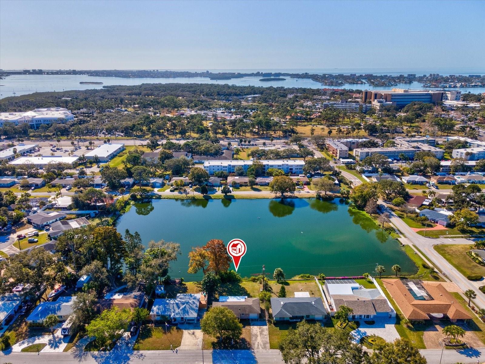 Image 31 of 43 For 9828 49th Avenue N