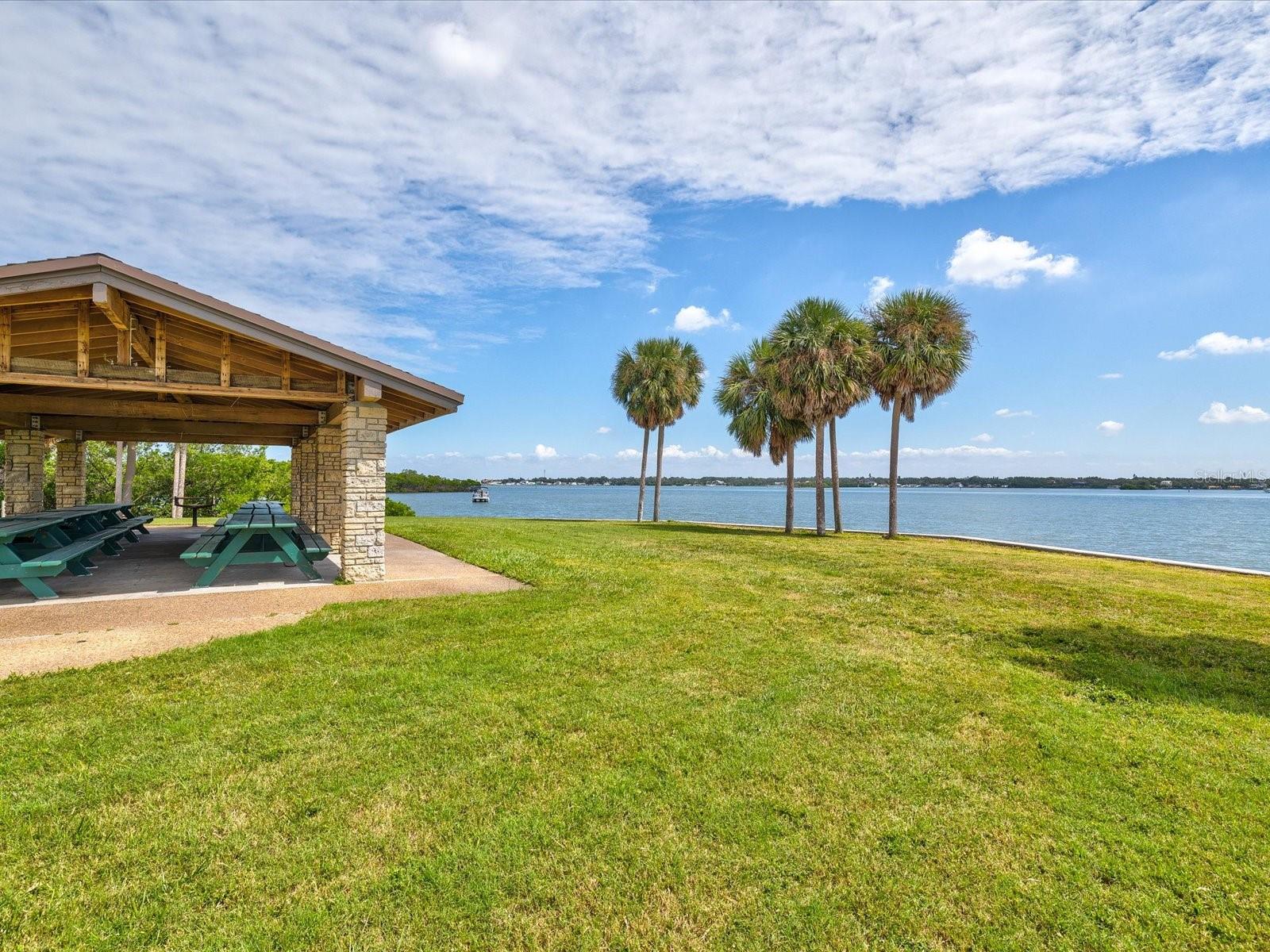 Image 41 of 43 For 9828 49th Avenue N