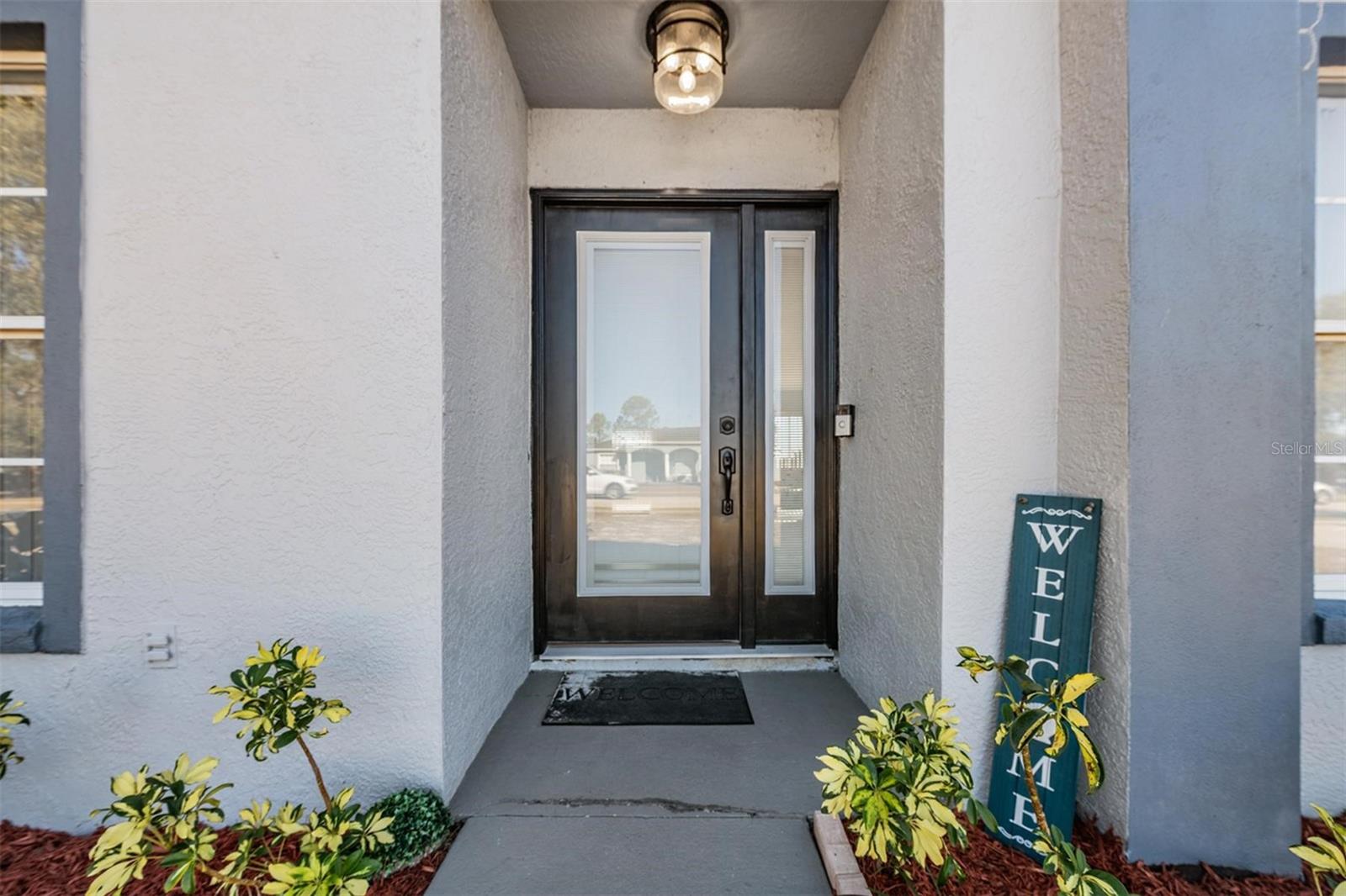 Image 3 of 40 For 12004 Colonial Estates Lane