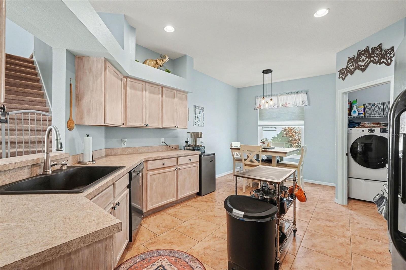 Image 7 of 20 For 12757 Standbridge Drive