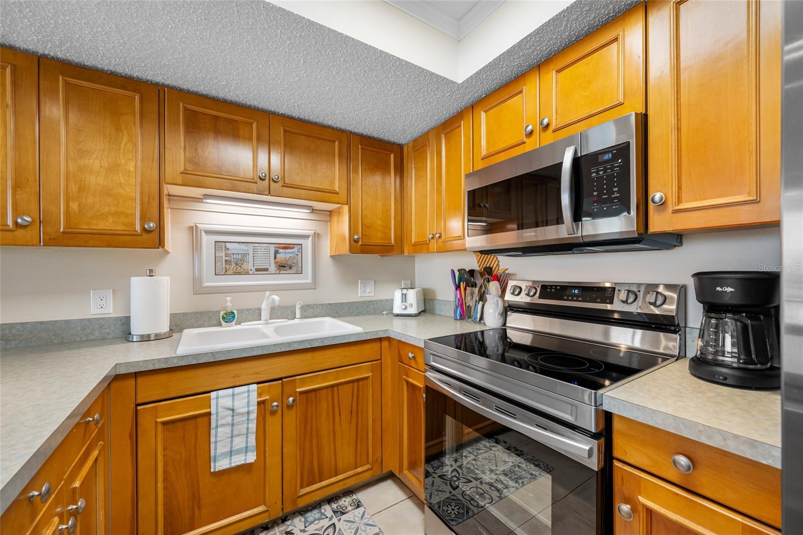 Listing photo id 24 for 13336 Gulf Boulevard 103