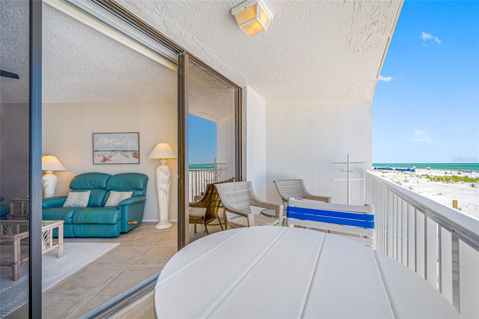 Listing photo id 37 for 13336 Gulf Boulevard 103