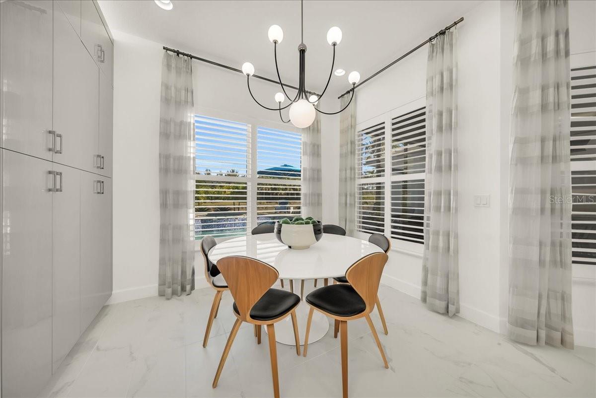 Image 17 of 84 For 11230 Daphne Court