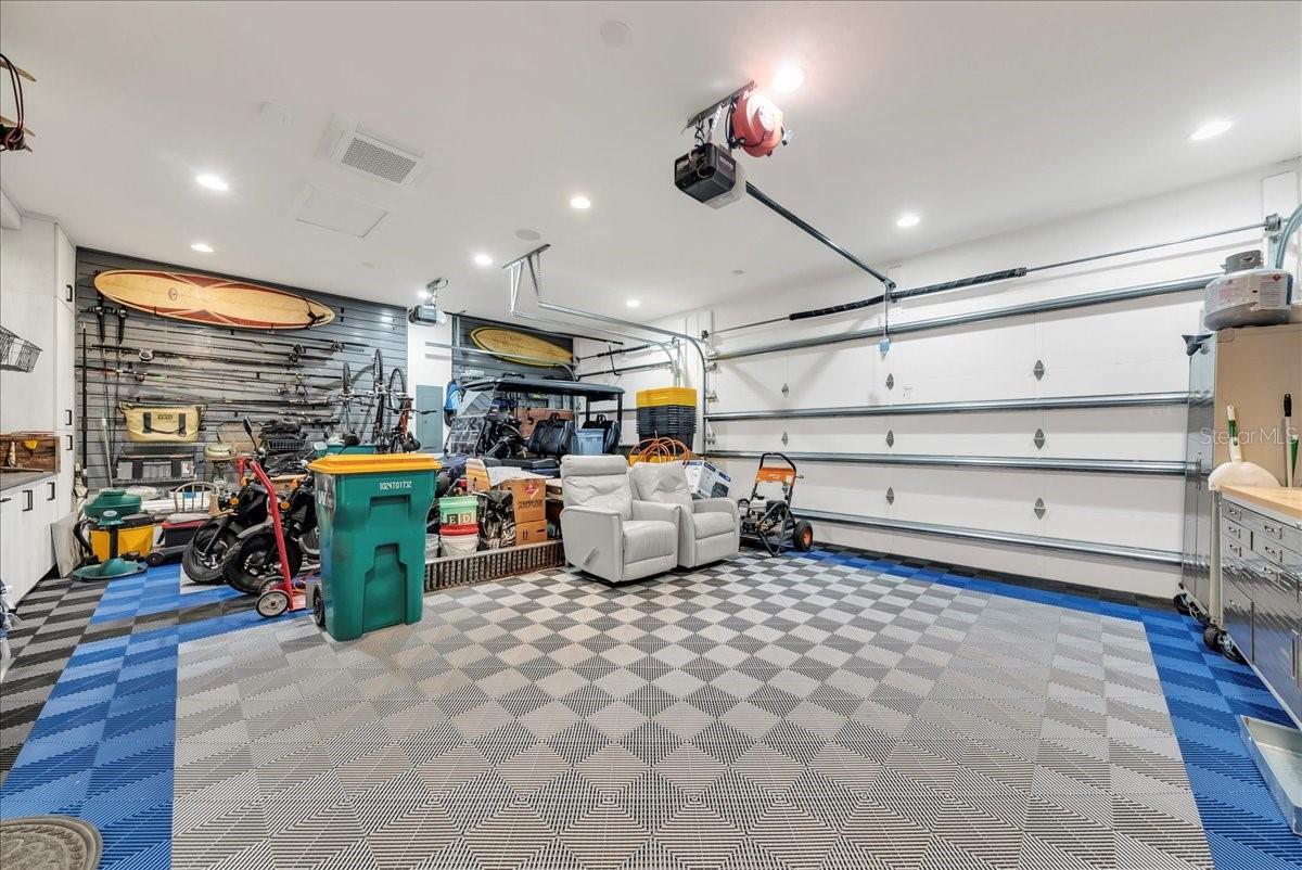 Image 27 of 84 For 11230 Daphne Court