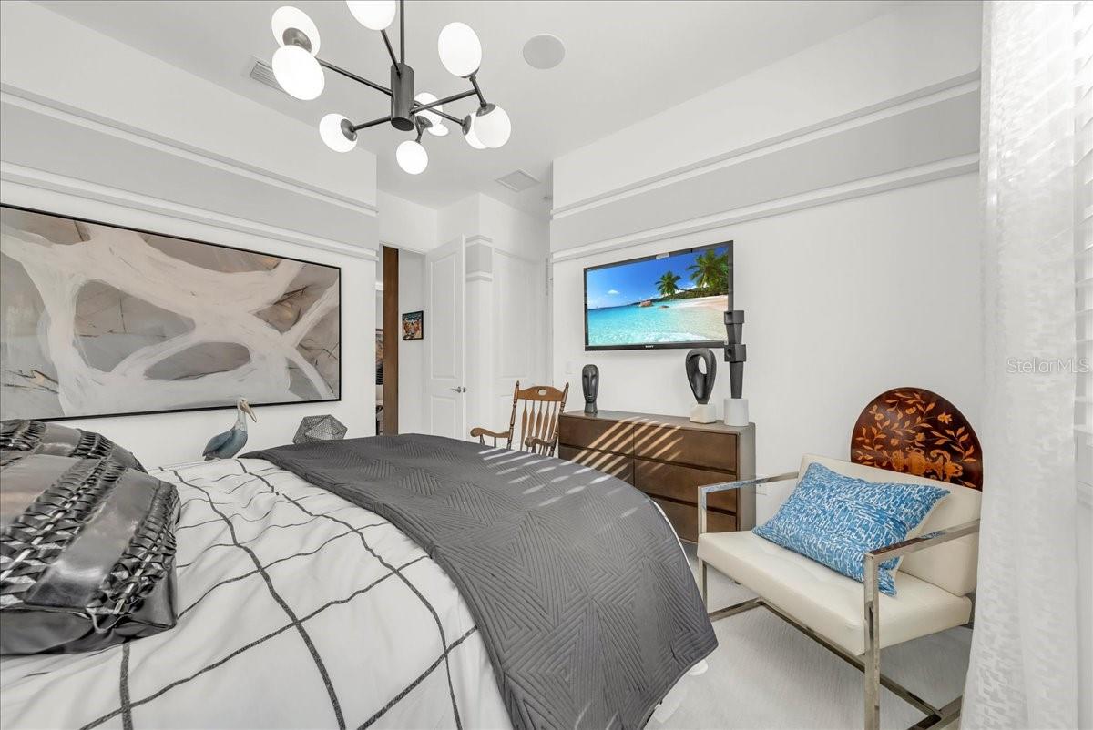 Image 43 of 84 For 11230 Daphne Court