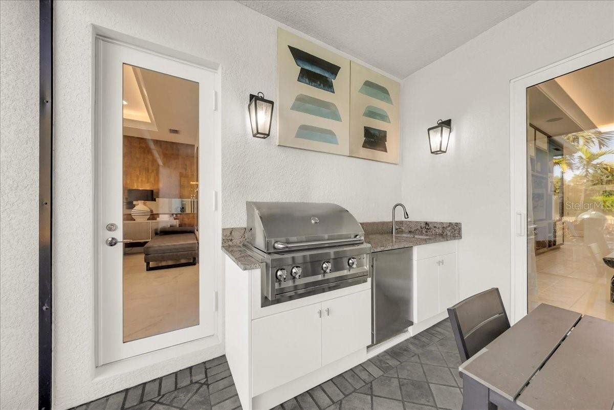 Image 48 of 84 For 11230 Daphne Court