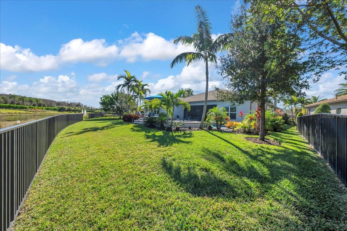 Image 61 of 84 For 11230 Daphne Court