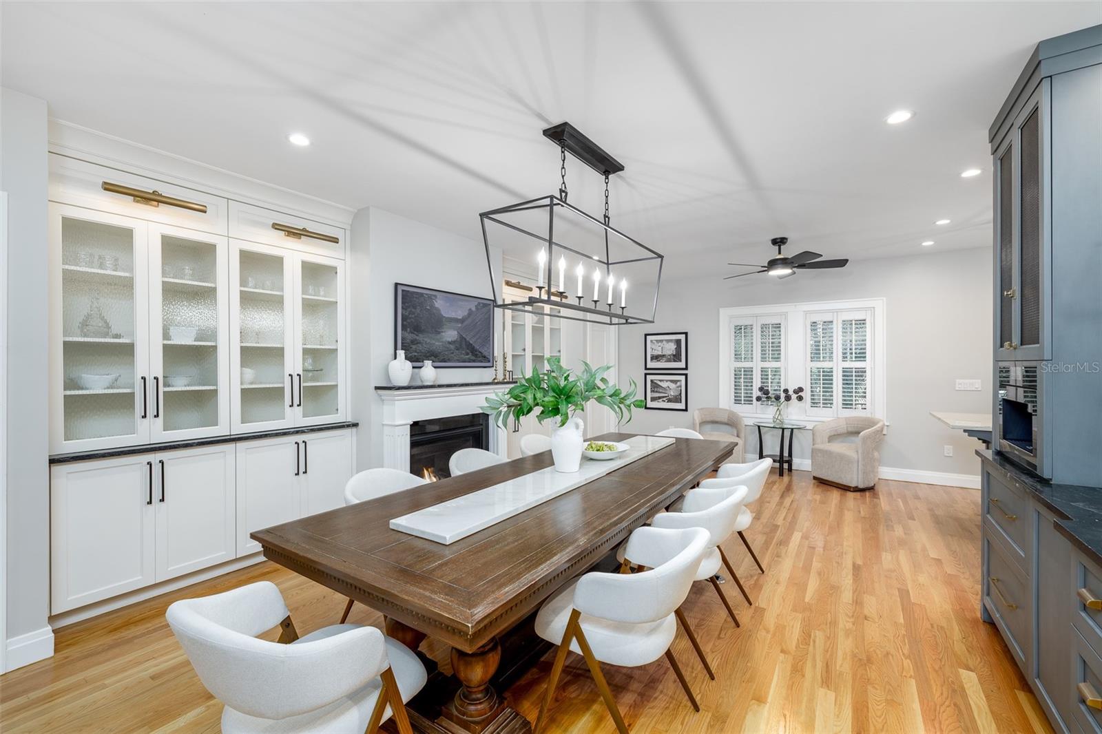 Listing photo id 22 for 446 16th Avenue Ne