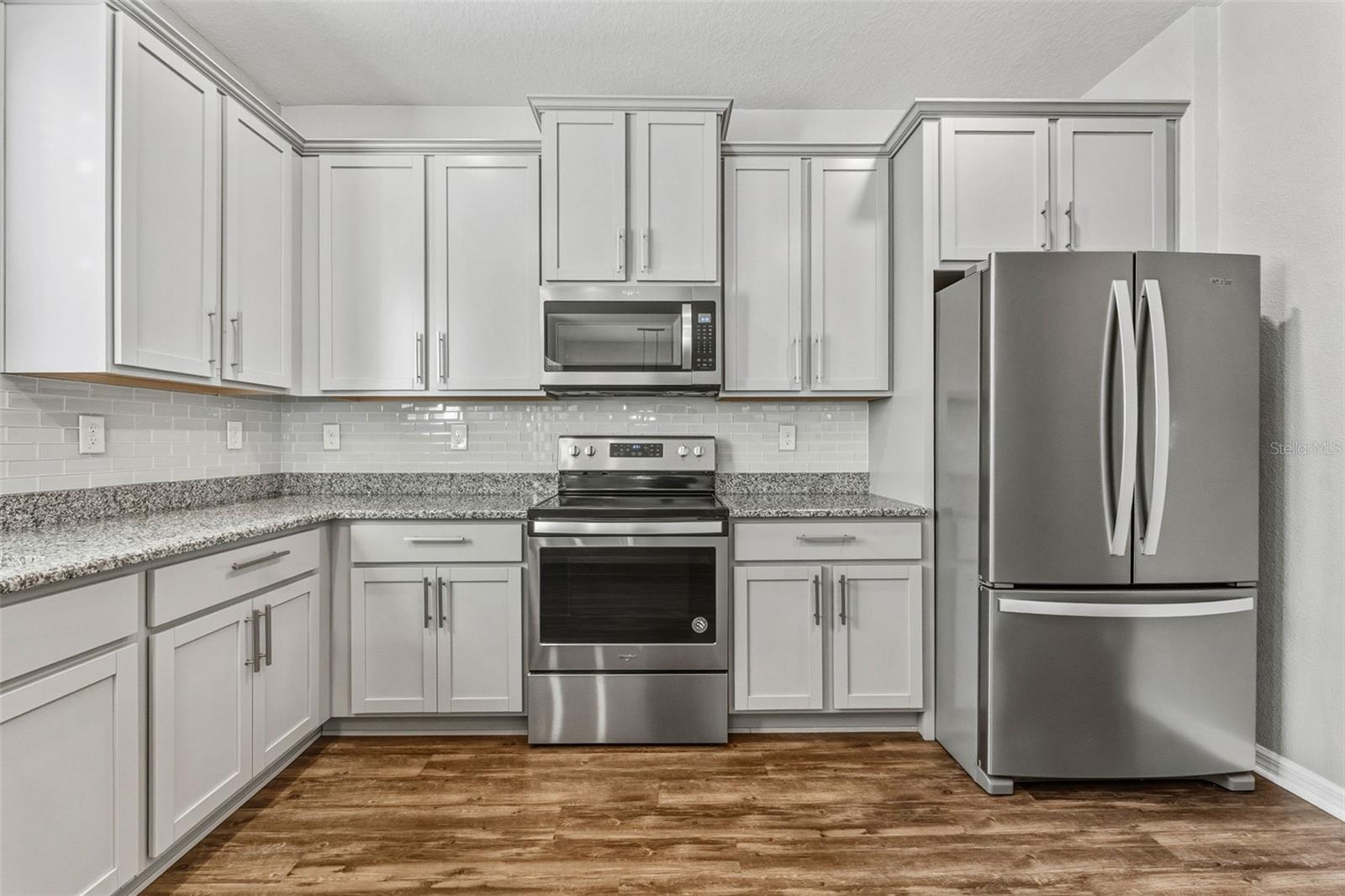 Image 9 of 39 For 7746 Sunshine Bridge Avenue