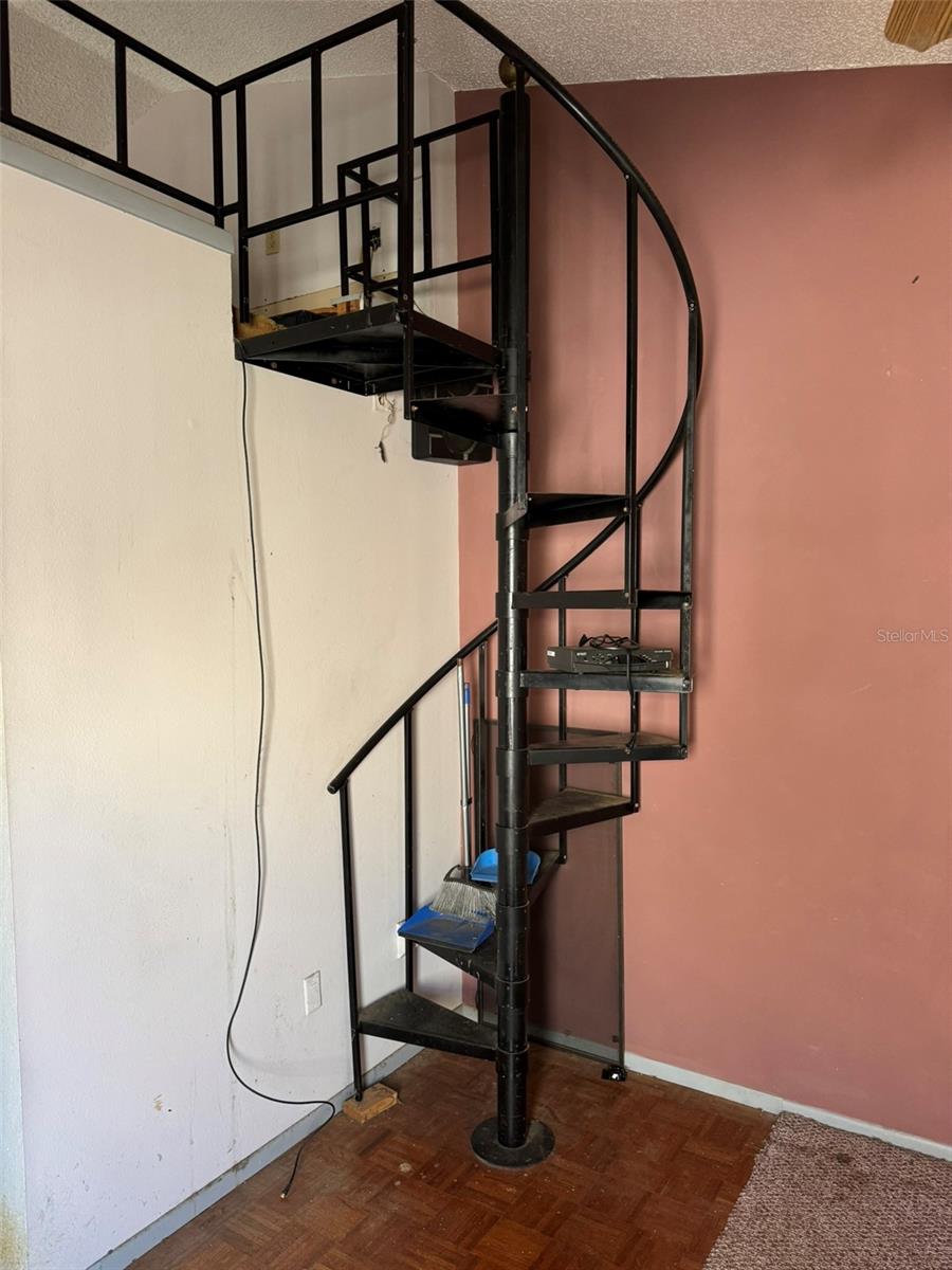 Image 10 of 13 For 20893 Haulover Cove 16