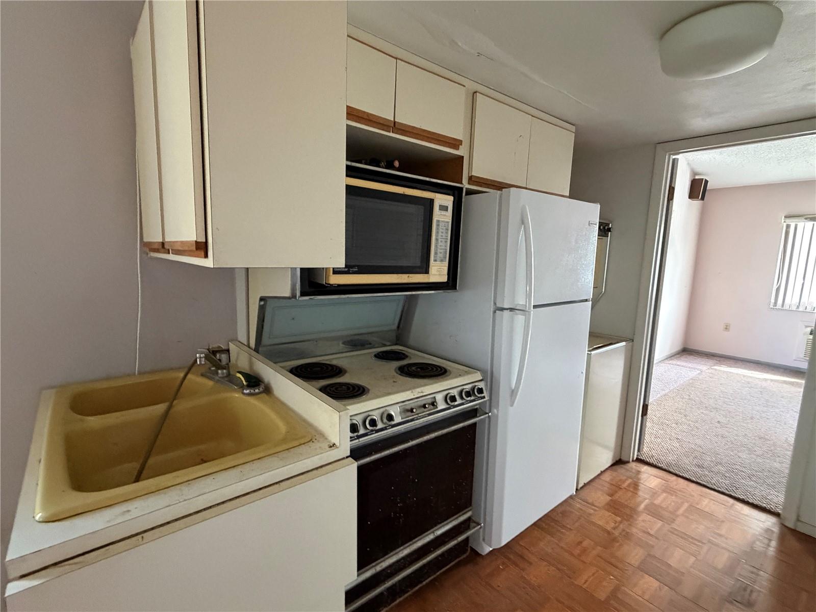 Image 5 of 13 For 20893 Haulover Cove 16