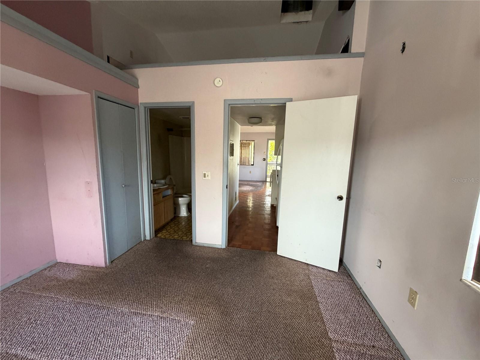 Image 7 of 13 For 20893 Haulover Cove 16