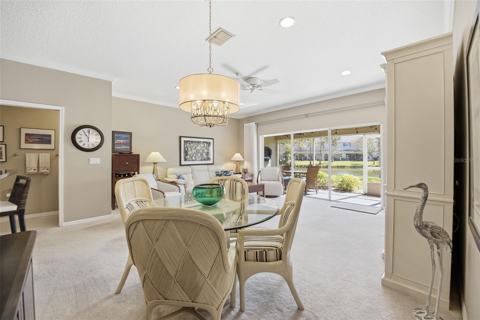 Listing photo id 13 for 11125 Kapok Grand Circle