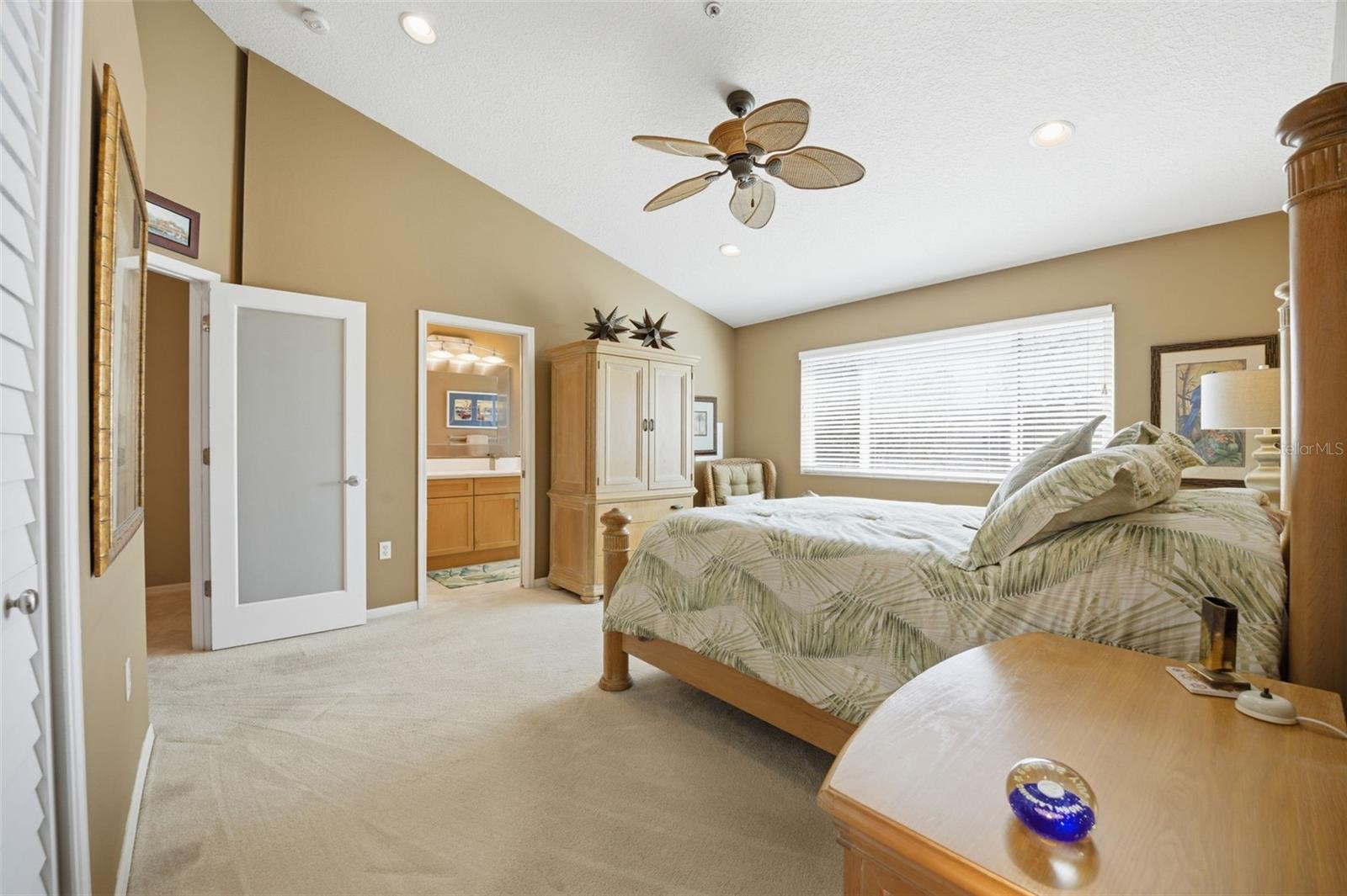 Listing photo id 20 for 11125 Kapok Grand Circle