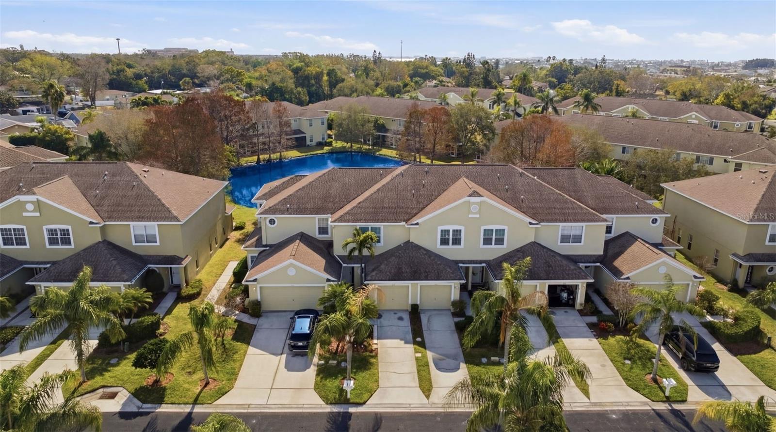 Listing photo id 33 for 11125 Kapok Grand Circle