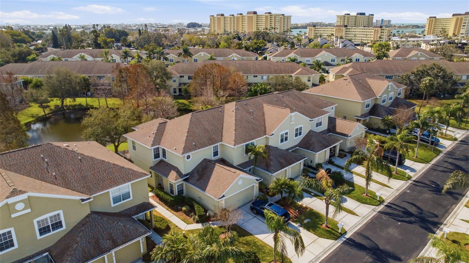 Listing photo id 38 for 11125 Kapok Grand Circle