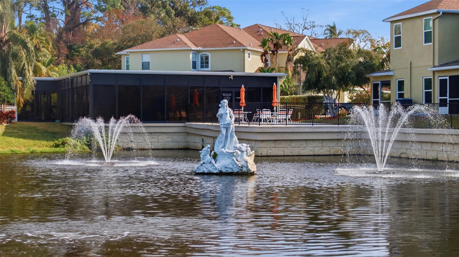 Listing photo id 45 for 11125 Kapok Grand Circle