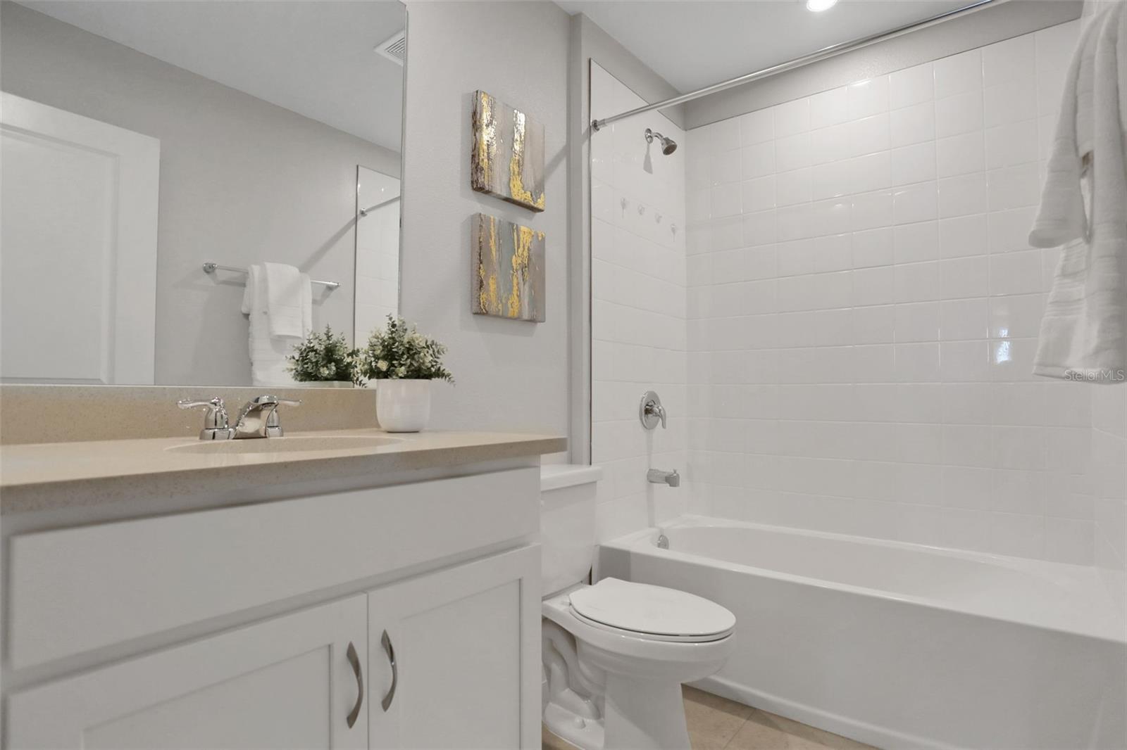 Image 18 of 27 For 5615 Brooklet Woods Drive