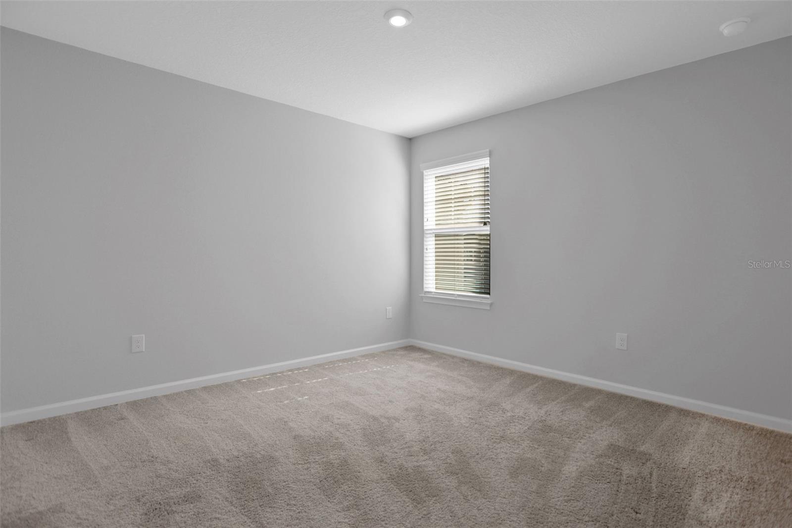 Image 19 of 27 For 5615 Brooklet Woods Drive