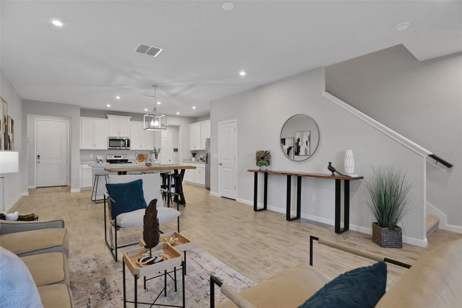 Image 6 of 27 For 5615 Brooklet Woods Drive