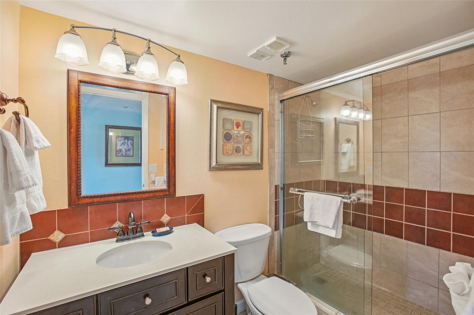 Image 14 of 26 For 19440 Gulf Boulevard 503