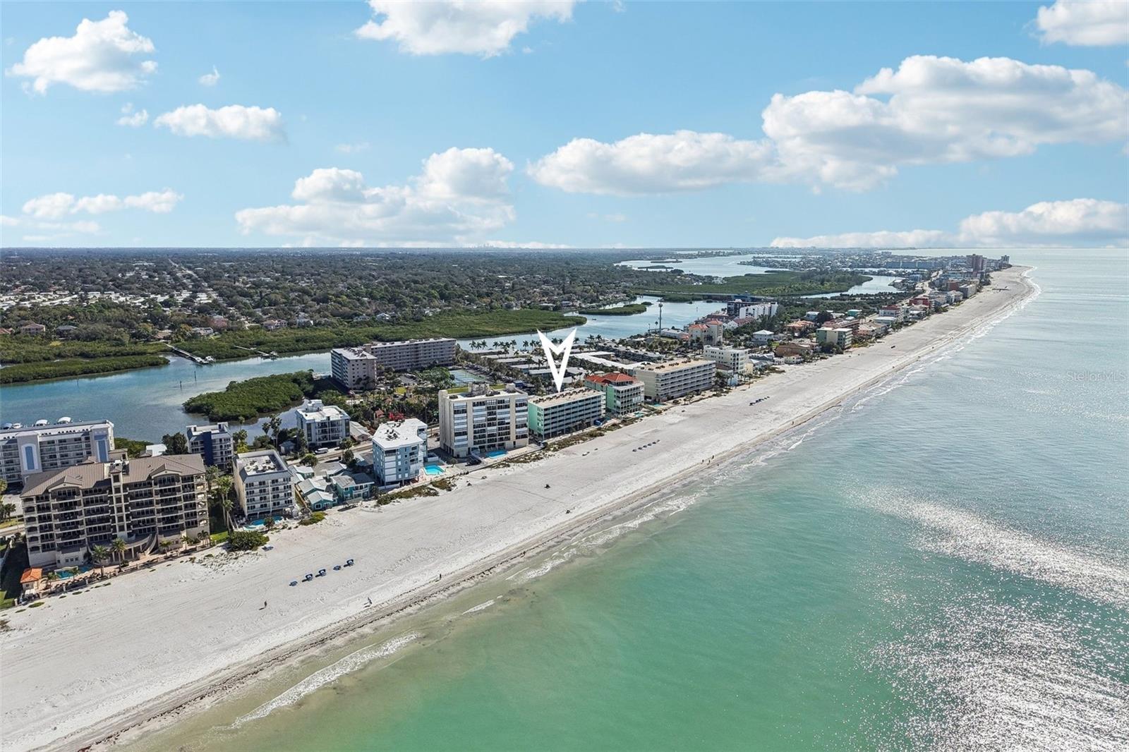 Image 23 of 26 For 19440 Gulf Boulevard 503