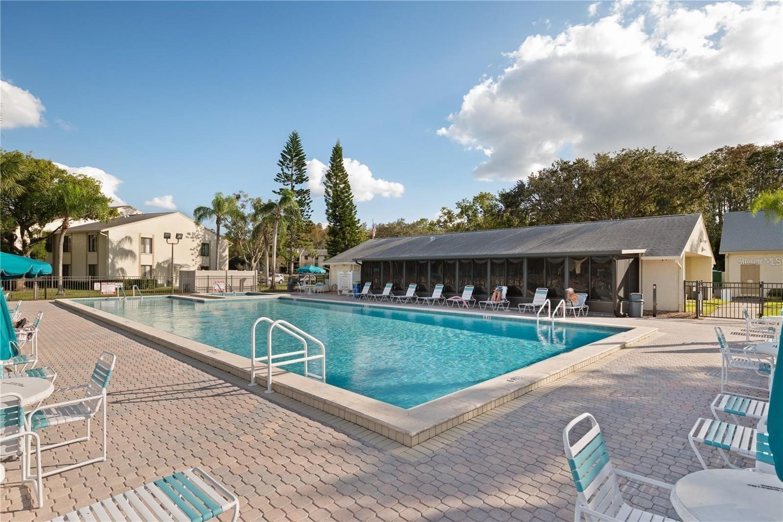 Image 27 of 29 For 1400 Pine Glen Ln  Bldg212 D-