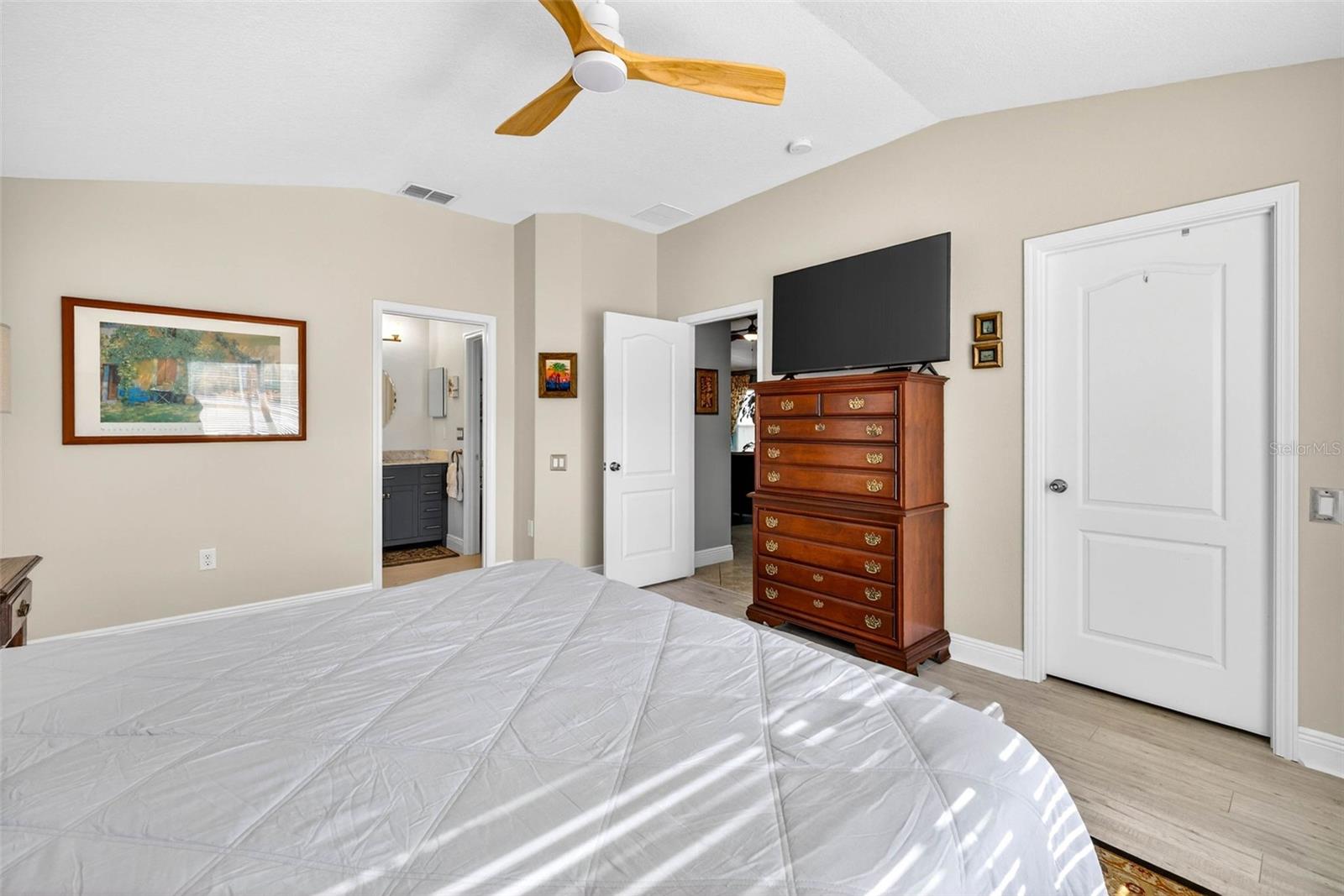 Image 26 of 48 For 26532 Whirlaway Terrace