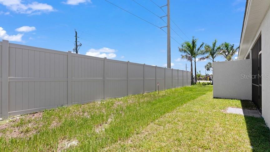 Image 29 of 30 For 8466 Water Lily Court