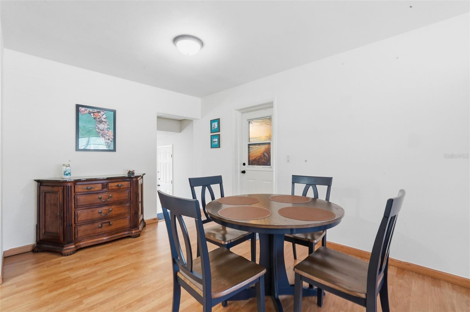 Image 10 of 54 For 104 Hercules Avenue