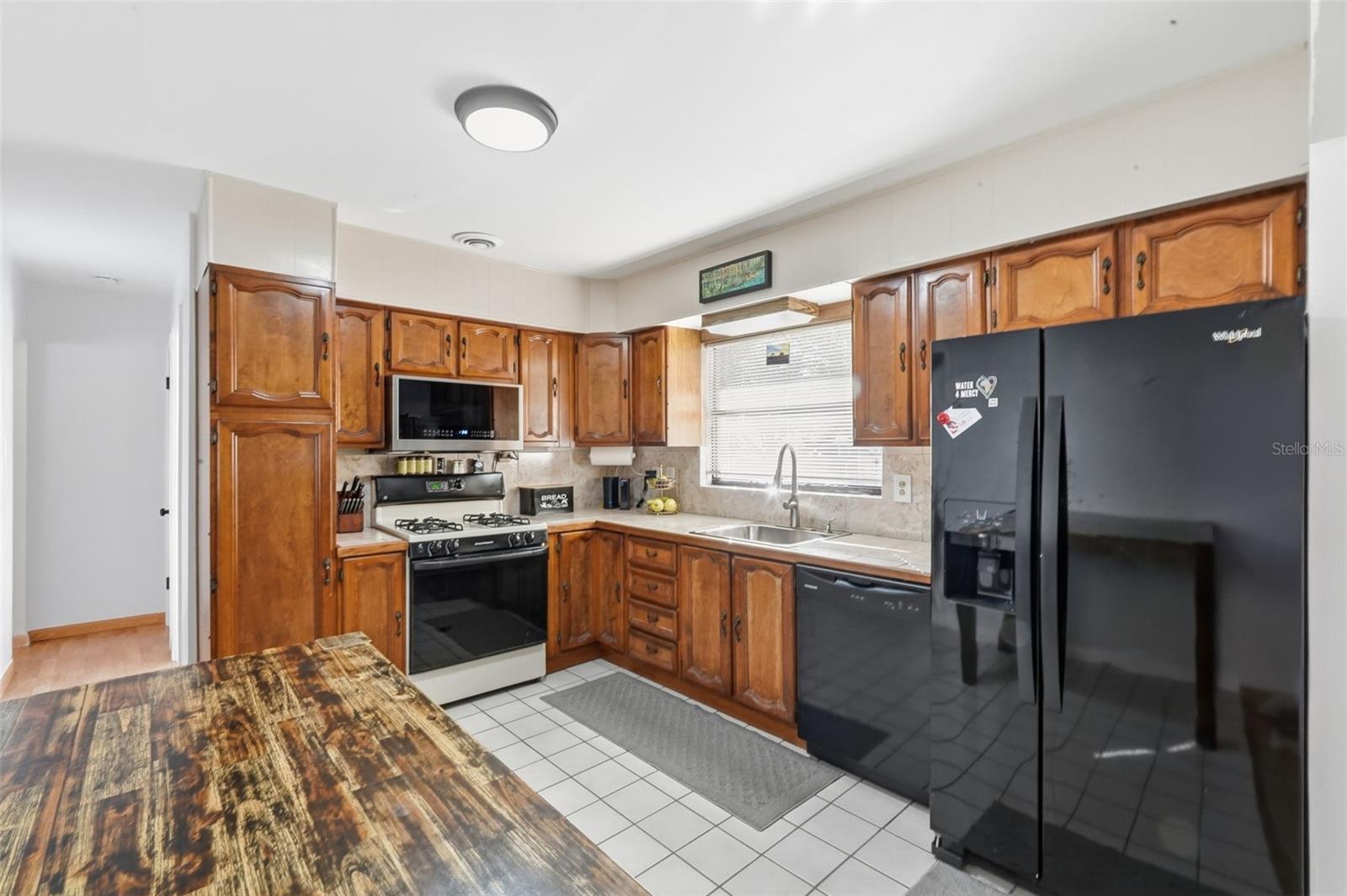 Image 15 of 54 For 104 Hercules Avenue