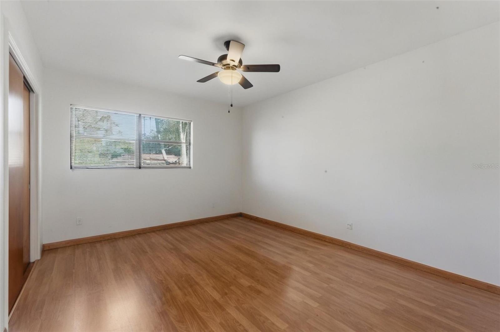 Image 20 of 54 For 104 Hercules Avenue