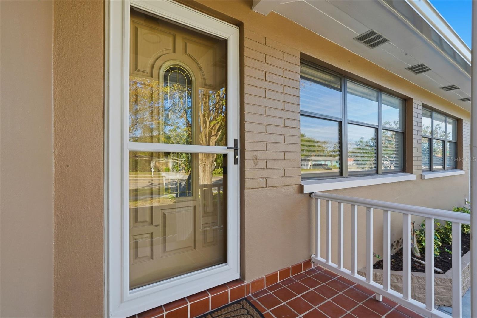 Image 3 of 54 For 104 Hercules Avenue