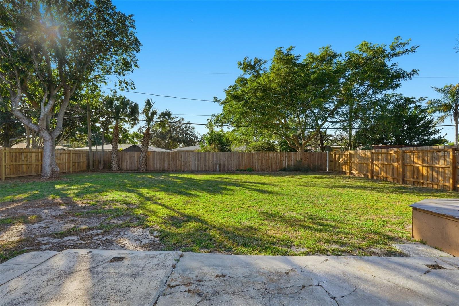 Image 39 of 54 For 104 Hercules Avenue