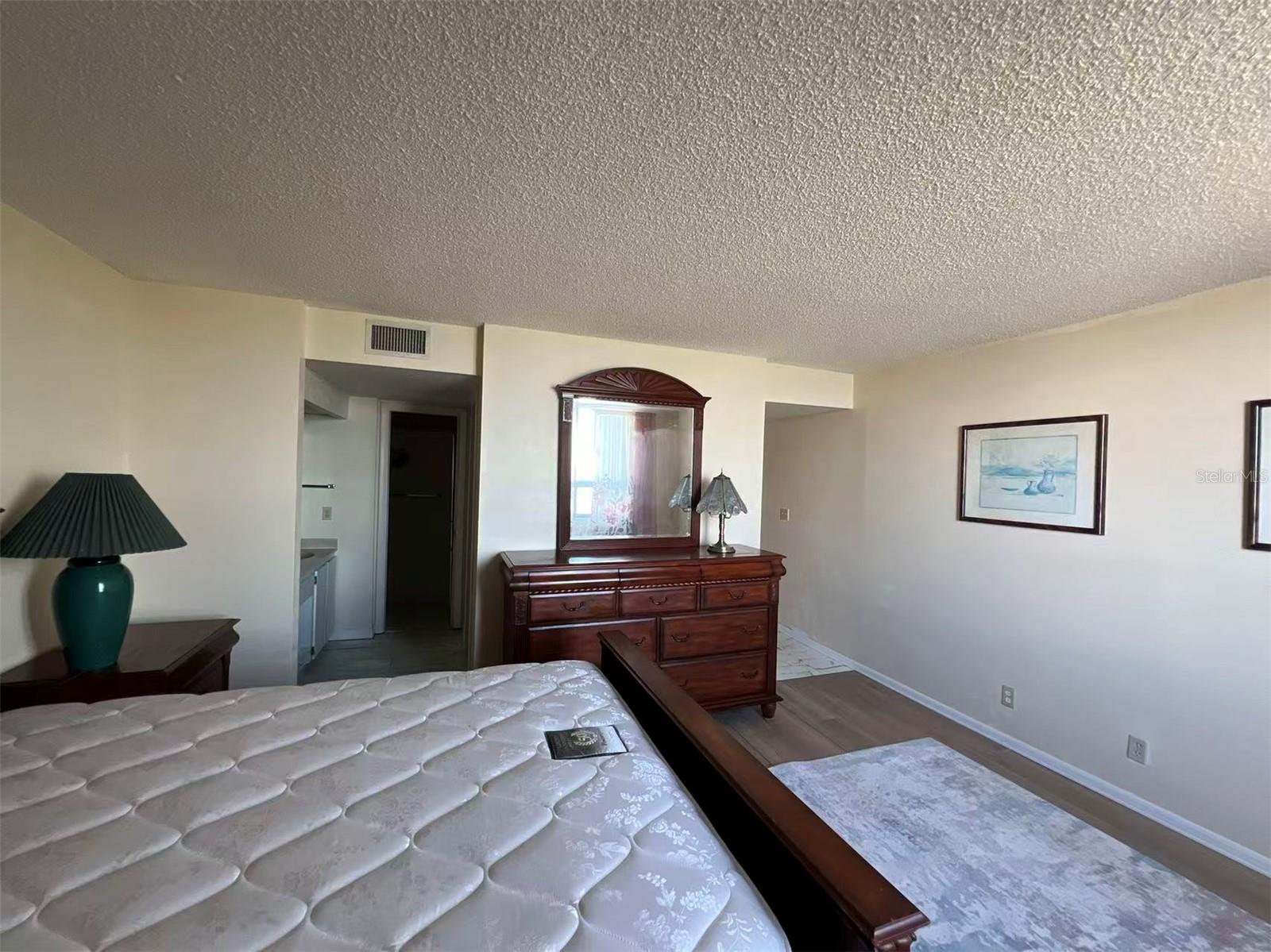 Image 12 of 20 For 2618 Cove Cay Drive 909