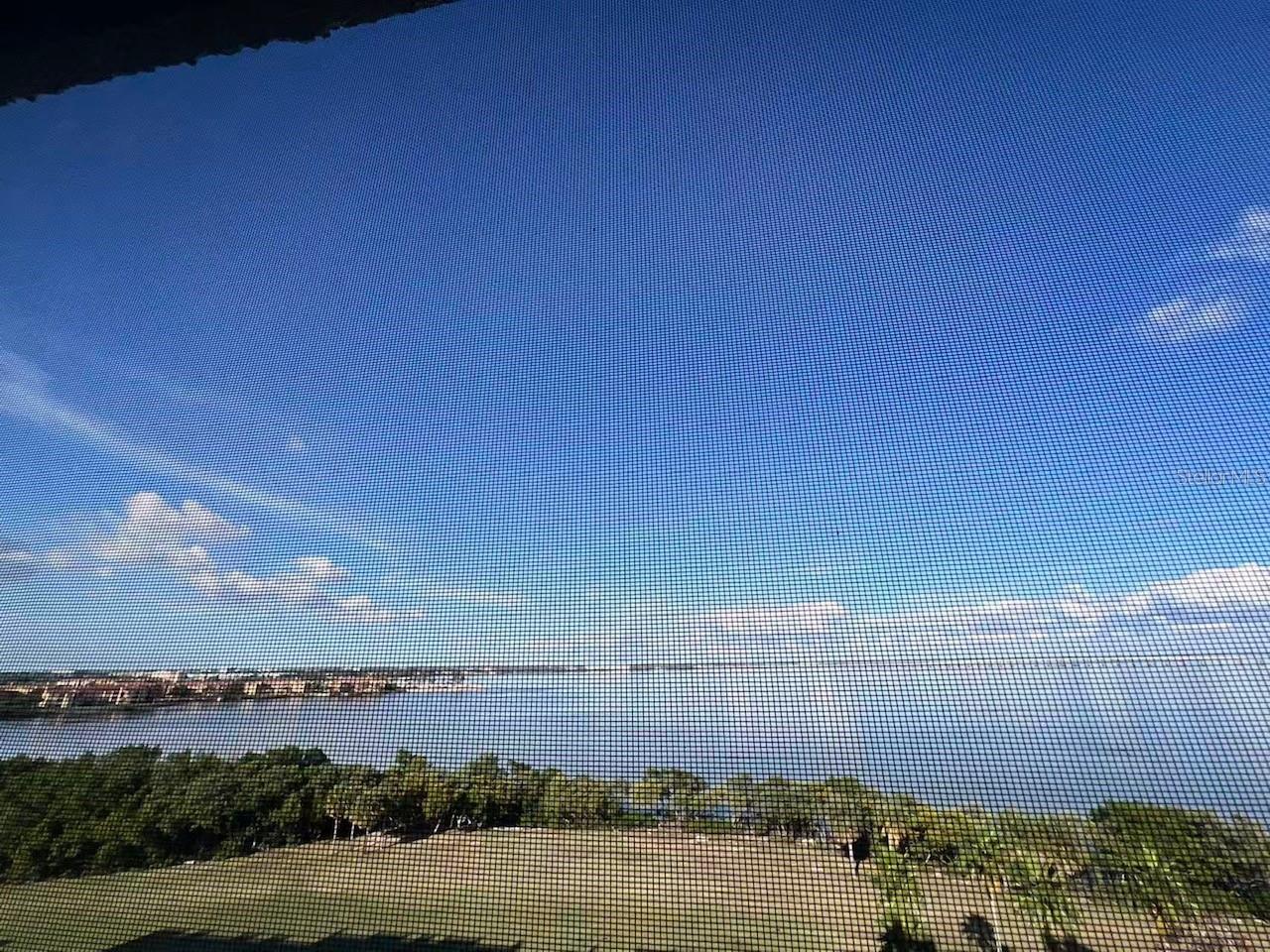 Image 15 of 20 For 2618 Cove Cay Drive 909