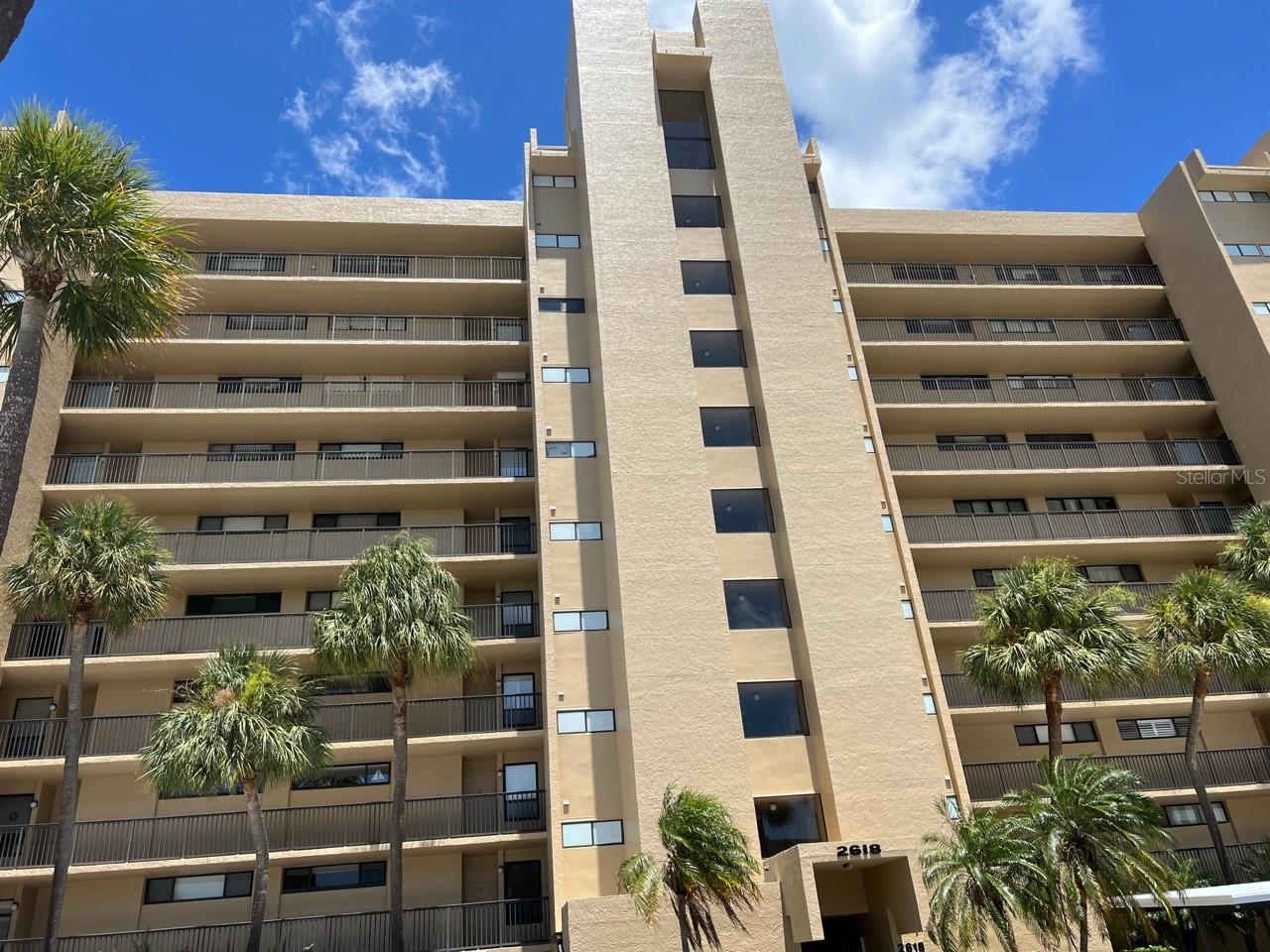 Image 2 of 20 For 2618 Cove Cay Drive 909