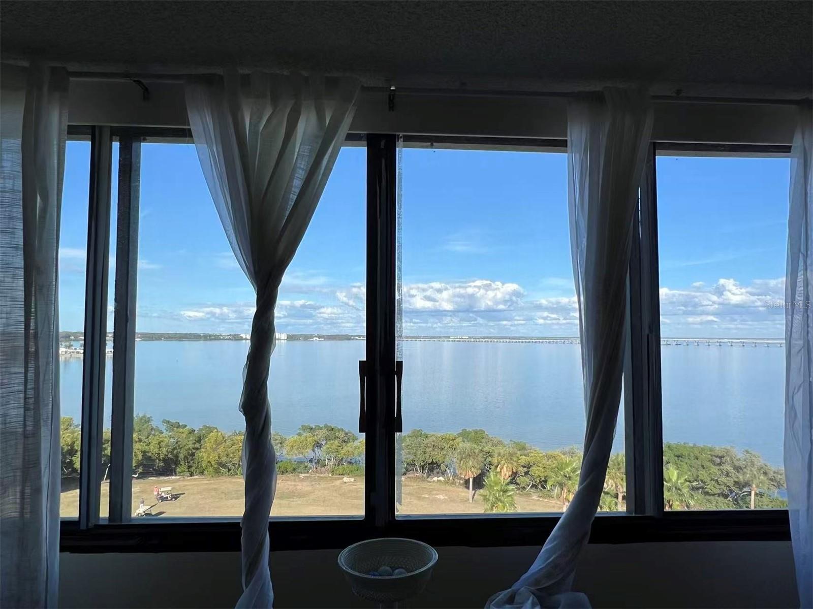 Image 3 of 20 For 2618 Cove Cay Drive 909