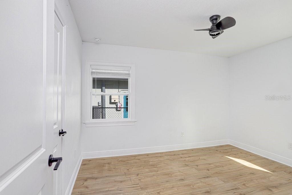 Image 14 of 25 For 207 Duncan Avenue