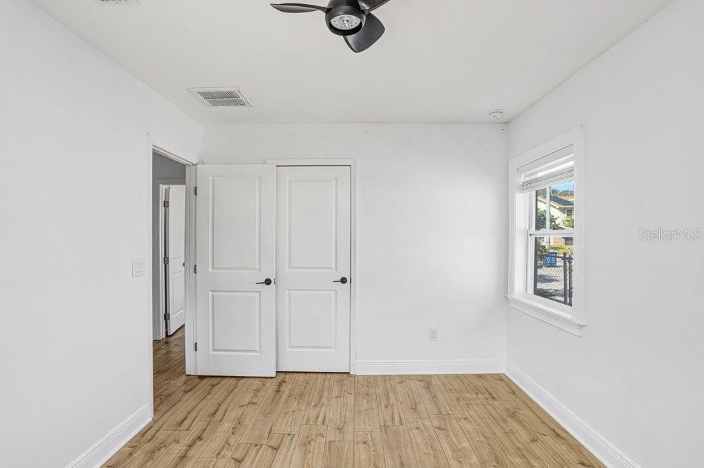 Image 15 of 25 For 207 Duncan Avenue