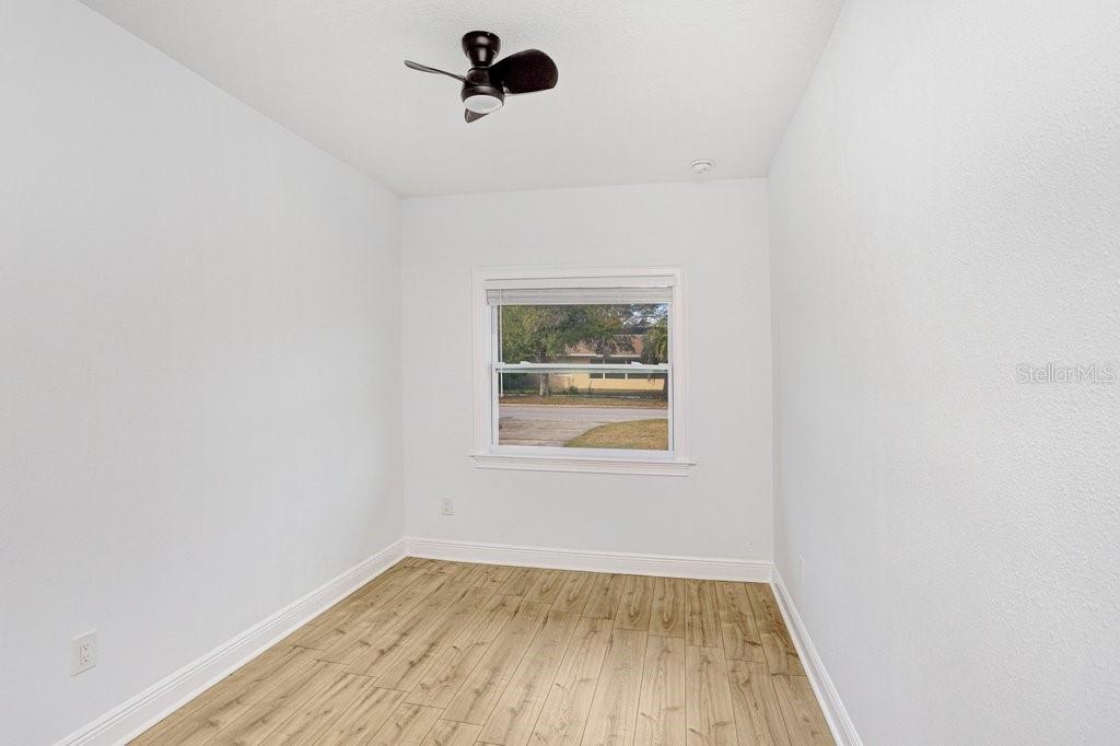 Image 9 of 25 For 207 Duncan Avenue