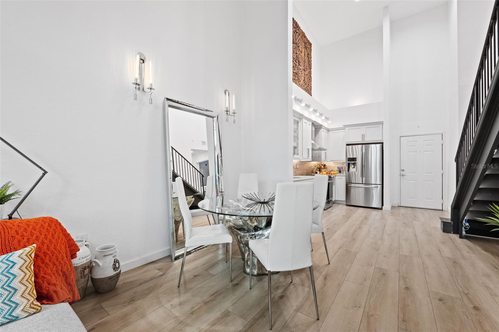 Image 10 of 39 For 700 Harbour Island Boulevard 143