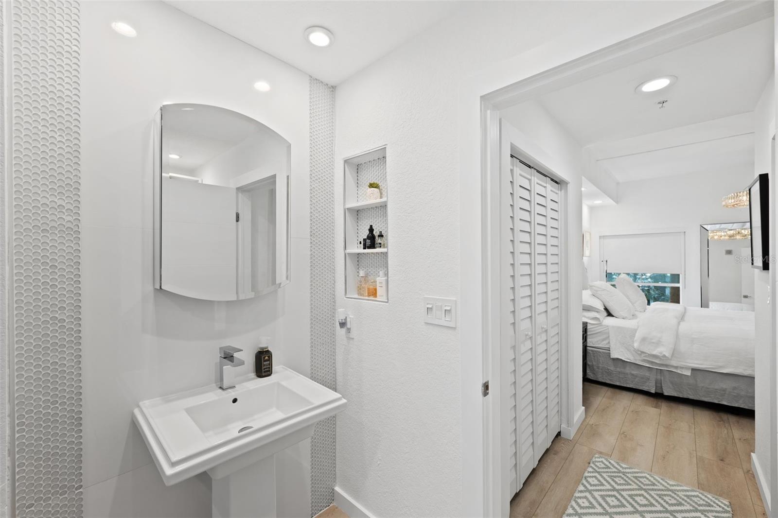 Image 18 of 39 For 700 Harbour Island Boulevard 143