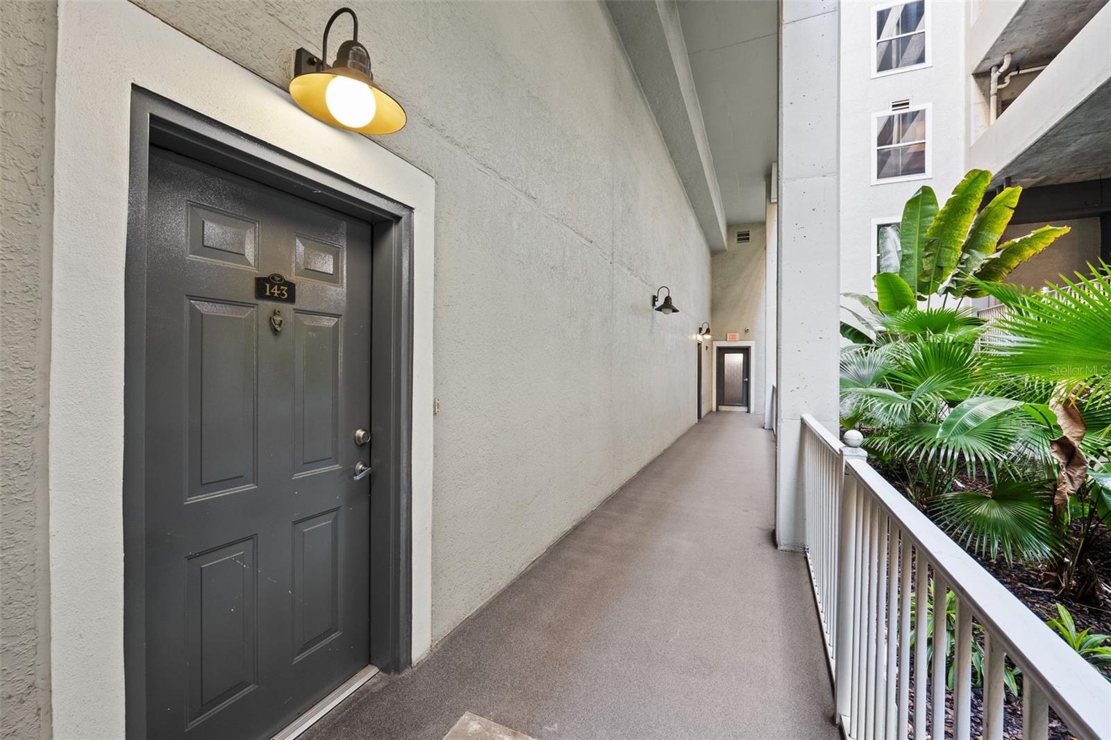 Image 2 of 39 For 700 Harbour Island Boulevard 143