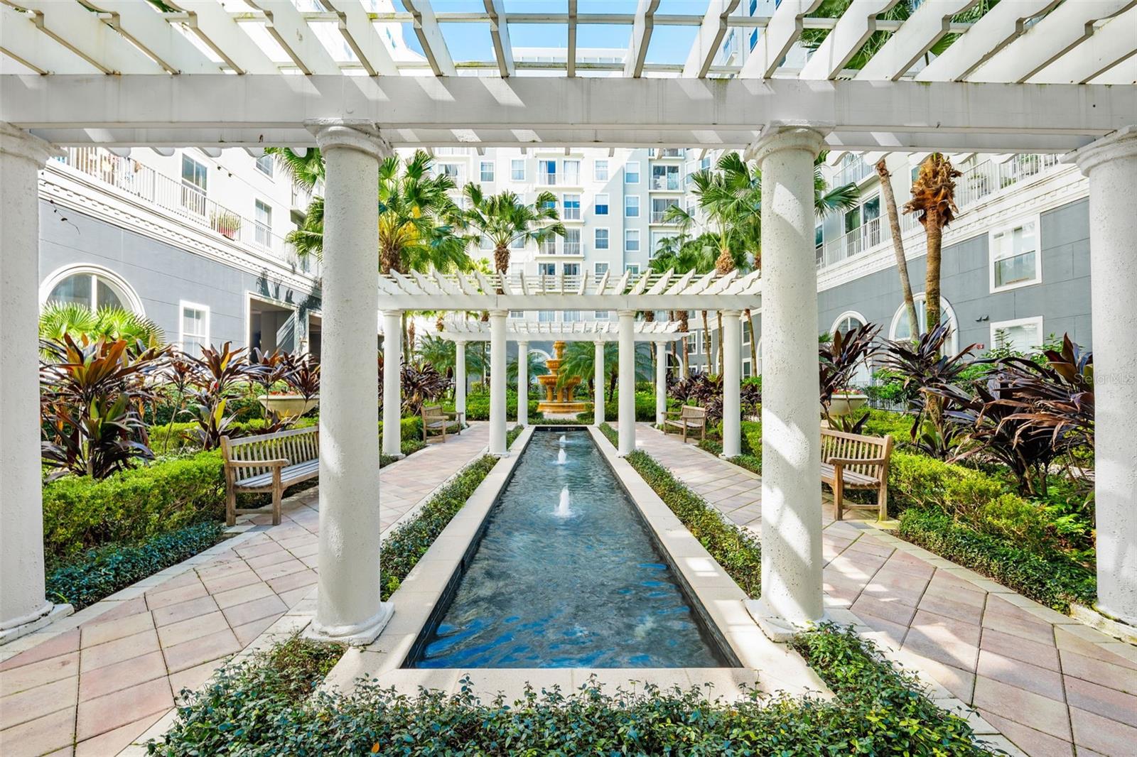 Image 32 of 39 For 700 Harbour Island Boulevard 143