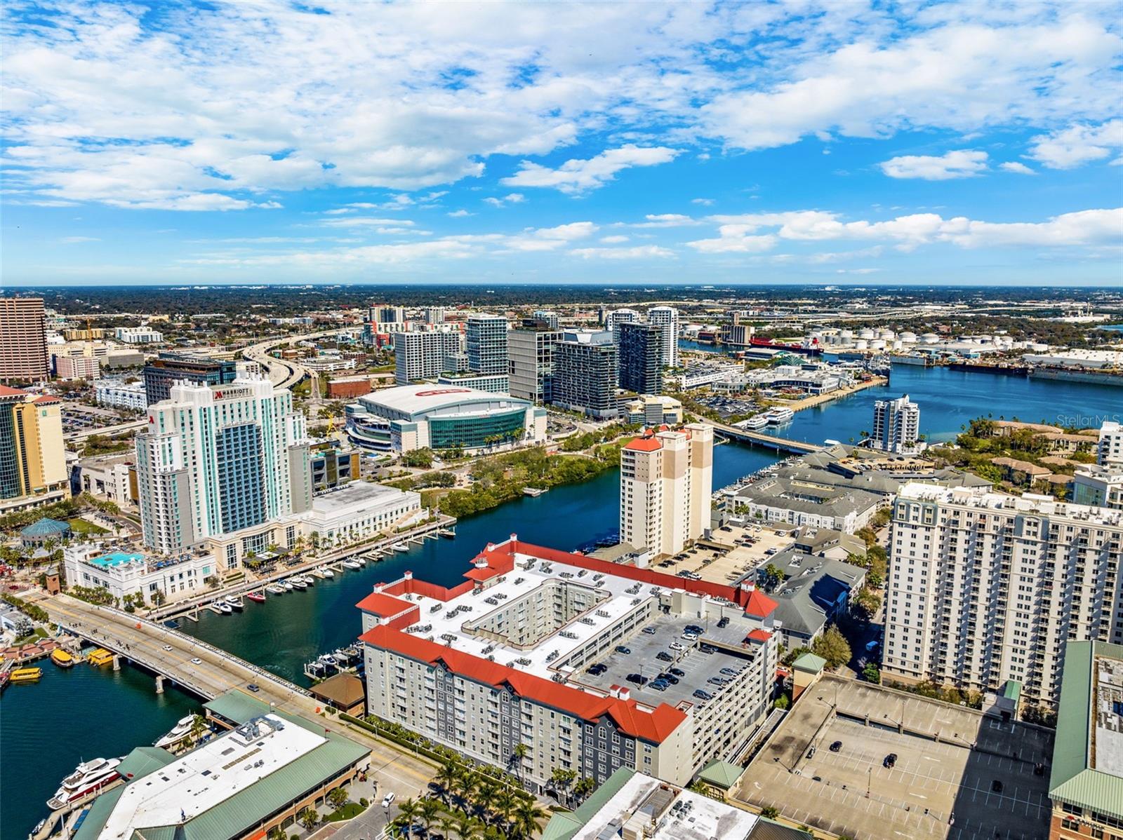 Image 36 of 39 For 700 Harbour Island Boulevard 143