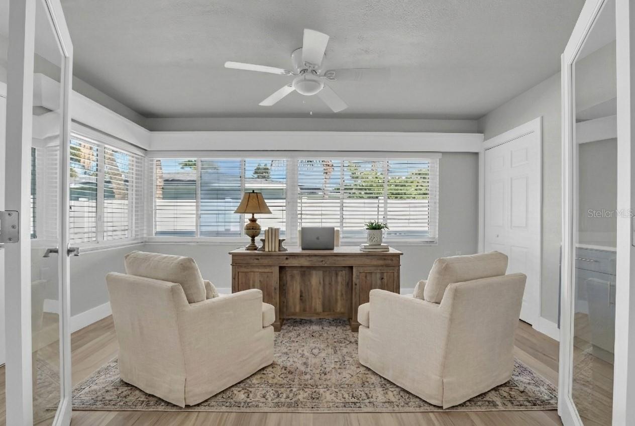 Image 5 of 33 For 8651 Gulf Boulevard