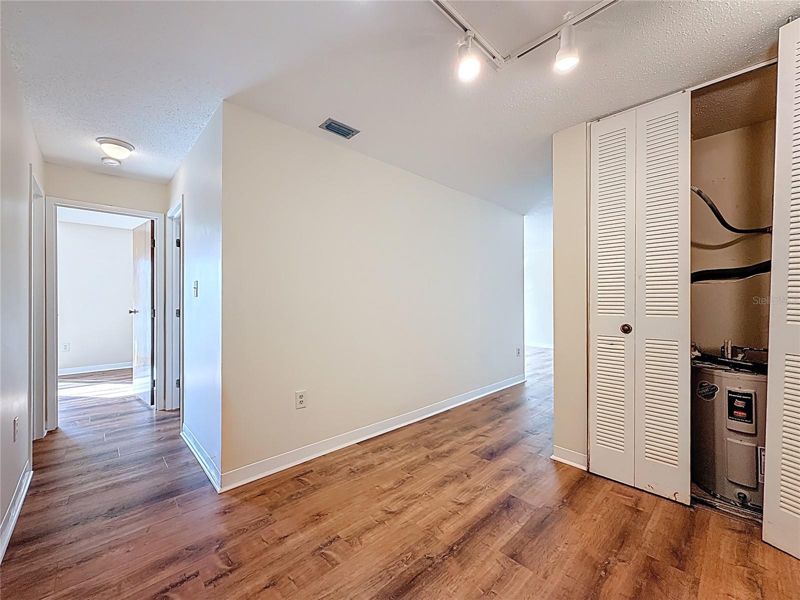 Image 17 of 45 For 2700 Bayshore Boulevard 1207