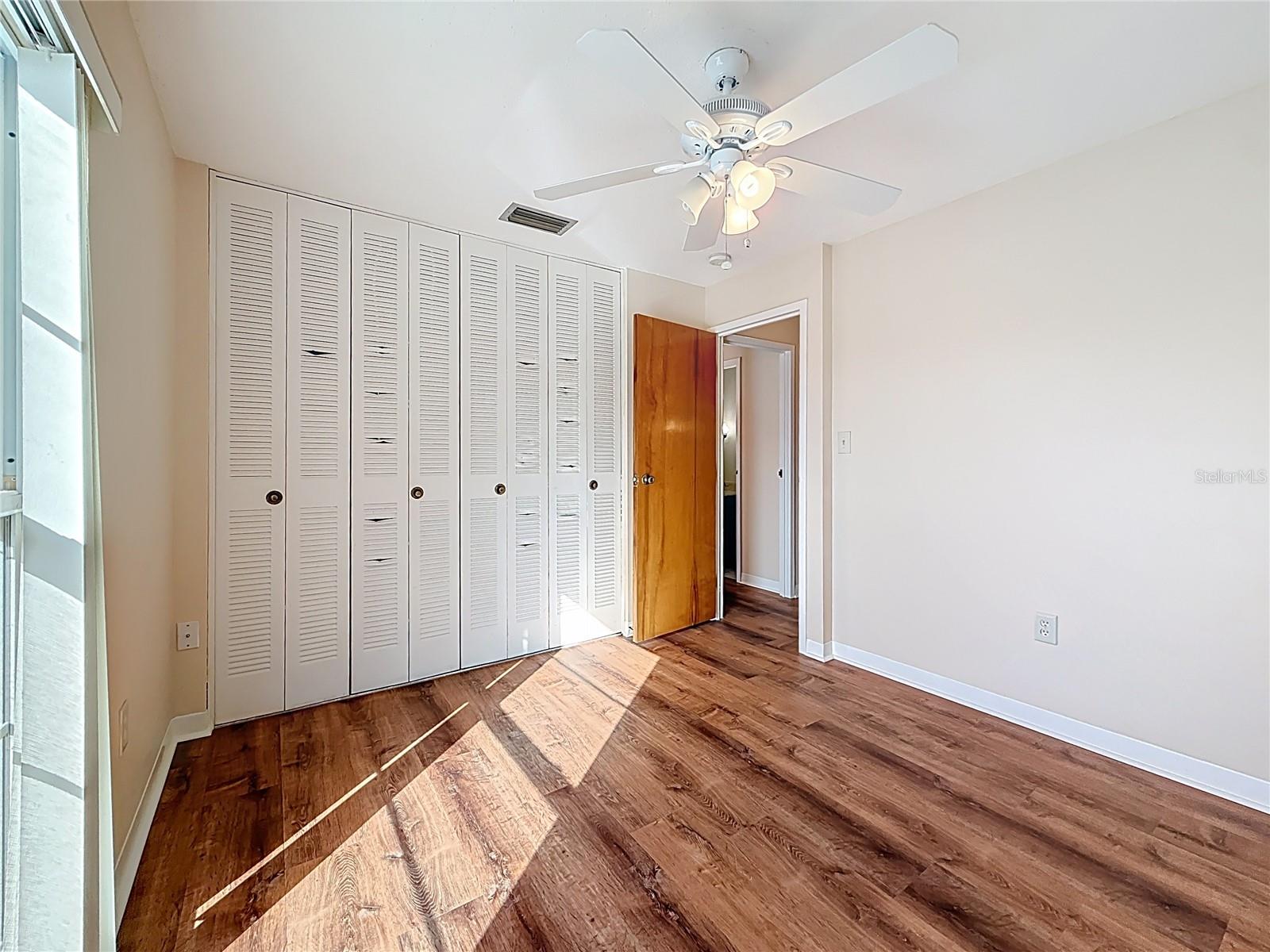 Image 25 of 45 For 2700 Bayshore Boulevard 1207